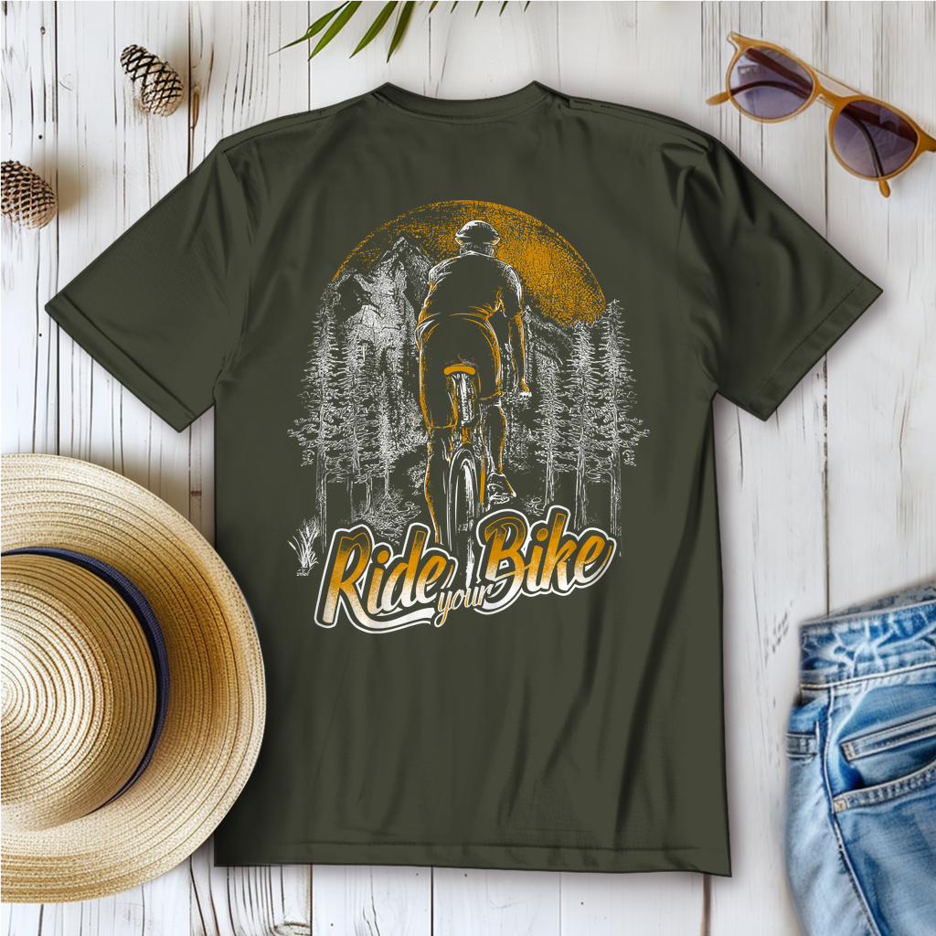 Ride Your Bike / Fahrradfahrer im Wald, Abenteuer Frauen T-Shirt
